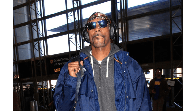Snoop Dogg calls for 'minority cause' in marijuana legislation