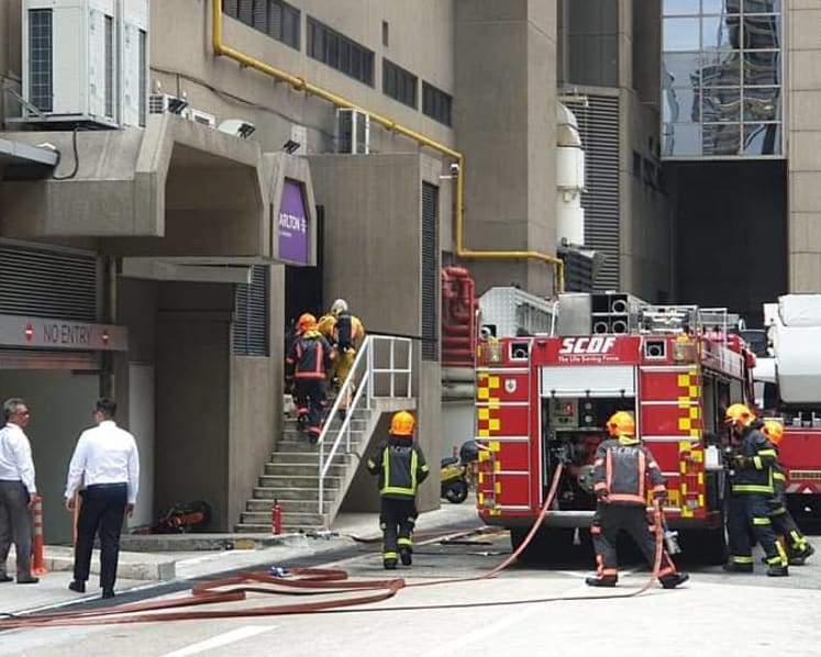 Fire at Carlton Hotel amid blackouts in area 