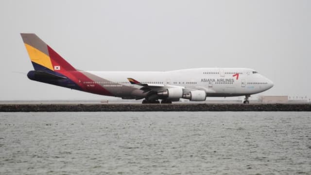 人到了行李还在伦敦 韩亚航空260名不知情乘客气炸