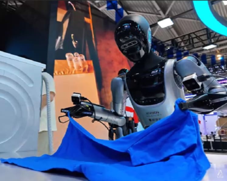 From laundry rooms to convenience stores: Humanoids at China's World AI Conference