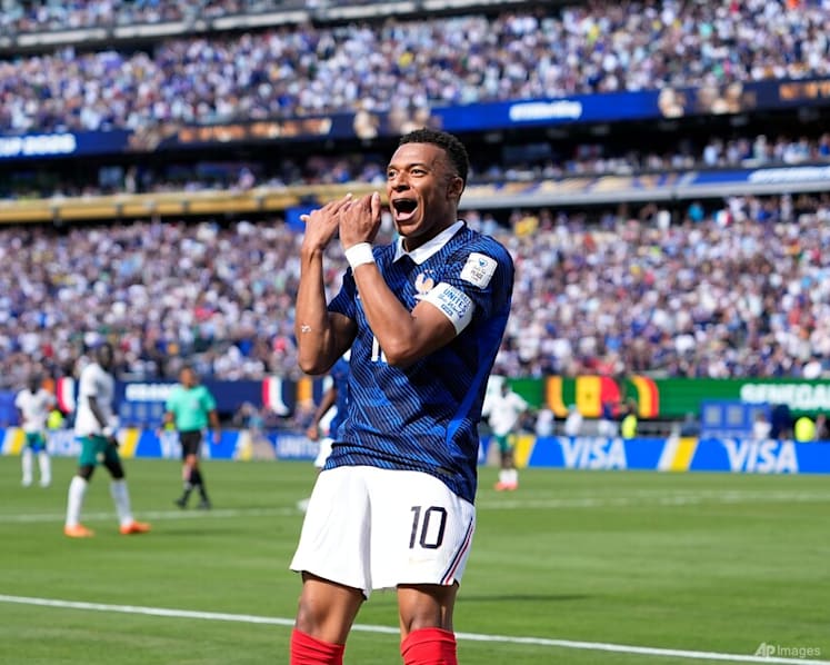 Mbappe double fires France to impressive win over Senegal