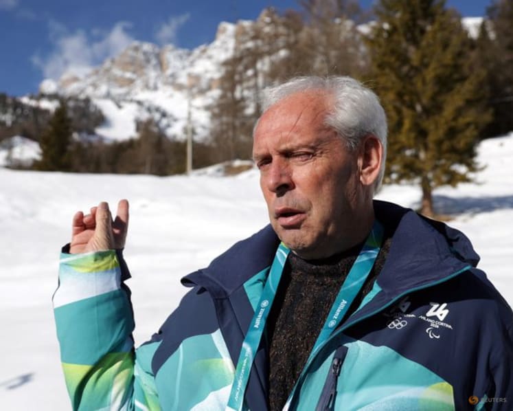 Alpine skiing-French meteorologist's lifelong cloud-watching shapes Games forecasts
