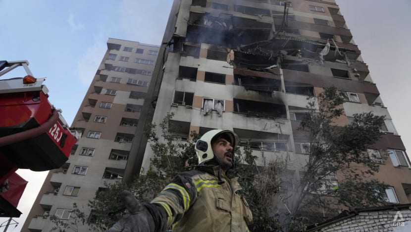 Israel strikes Iran as Netanyahu warns of further attacks Israel strikes Iran as Netanyahu warns of further attacks