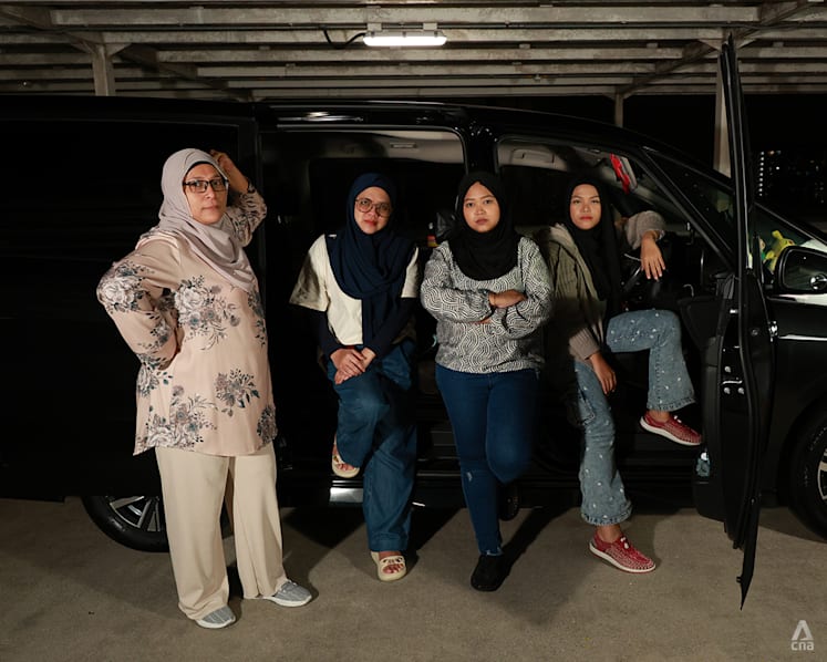 'I'll pay to touch your feet': Female private-hire drivers on night shift face harassment from male passengers