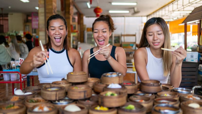 Why is healthy eating so hard to do in a food paradise like Singapore? Why is healthy eating so hard to do in a food paradise like Singapore?