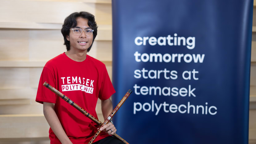 Md Iman satu-satunya pemain Melayu dalam orkestra Cina Politeknik Temasek