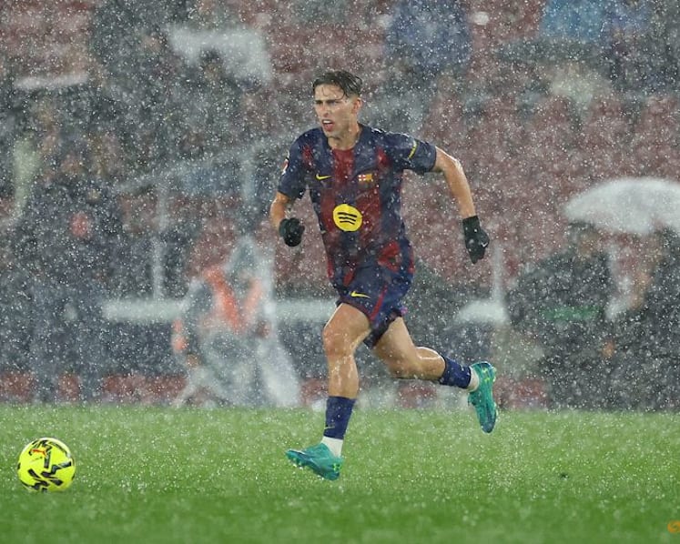 Yamal nets spectacular volley as Barcelona sink Oviedo to reclaim LaLiga lead