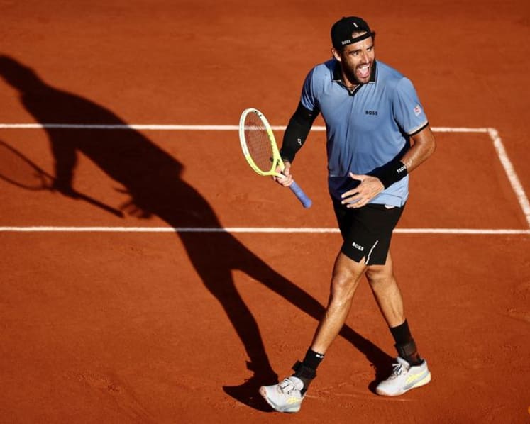 Italian trio poised for semi-final charge at Roland Garros