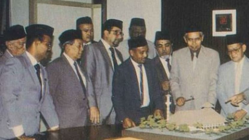 Related article image