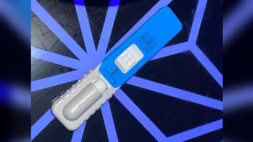 Saliva test kits used for the first time at CNB's anti-drug raids at nightlife venues Saliva test kits used for the first time at CNB's anti-drug raids at nightlife venues