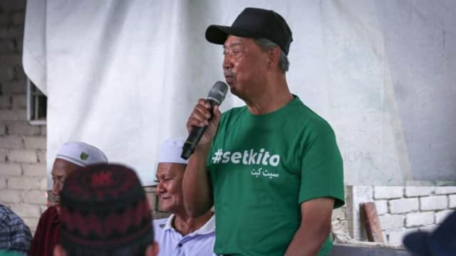 马国前首相慕尤丁涉冒犯彭苏丹  被警方传召问话