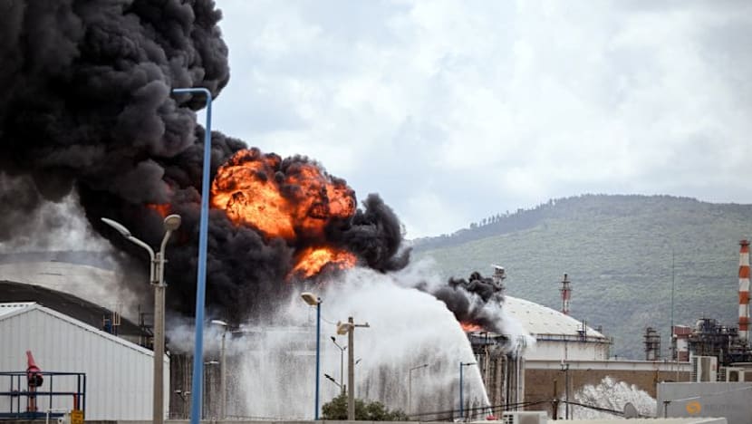 Iran calls US peace proposals 'unrealistic', oil rises amid new missile strikes