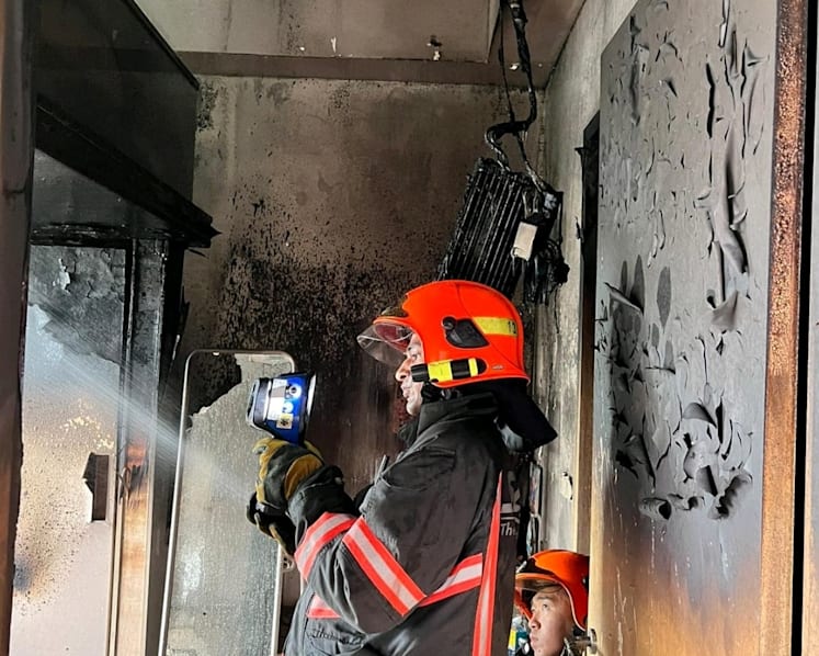 Fire breaks out at Jurong East condominium, 1 taken to hospital