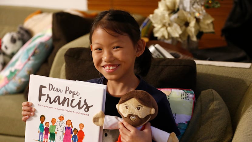 8-year-old S’porean girl skips school to meet Pope Francis