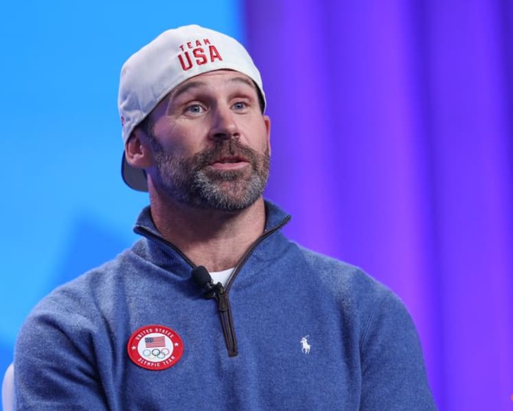 Snowboard-Baumgartner aims to compete until age 52