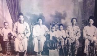 NUANSA: Buku terbaru Dr Humairah Zainal & Dr Kamaludeen Mohamad Nasir bincang isu identiti dan jati diri 