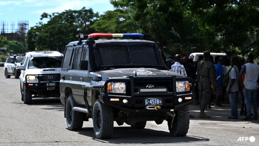 Australia agrees deal to finance, train Solomon Islands police Australia agrees deal to finance, train Solomon Islands police