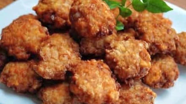 食谱：咸鱼煎肉饼