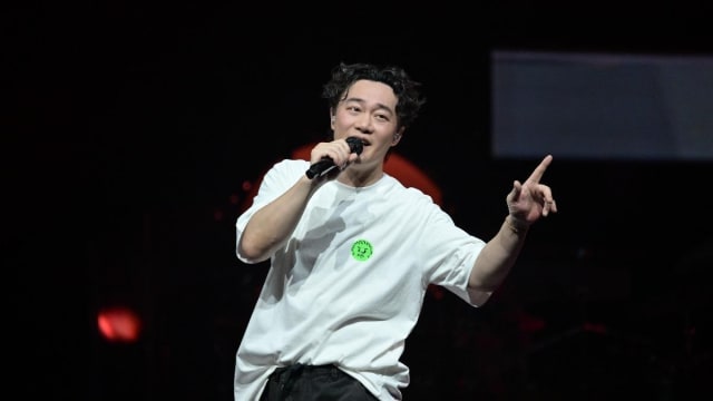 骨裂恢复后再开唱　陈奕迅：以后唱歌嘴巴张不开