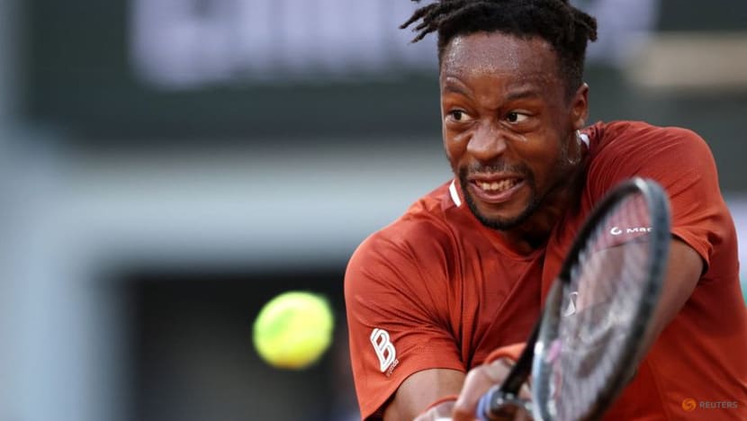 Draper stops home favourite Monfils in late night stunner Draper stops home favourite Monfils in late night stunner