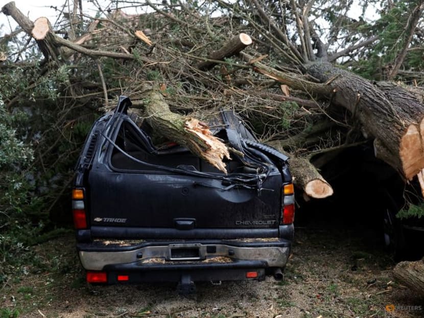 Storm Ciaran kills six, lashes Europe with strong winds and rain