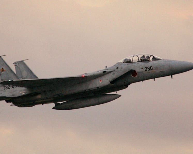 Japan recovers second body from crashed F-15