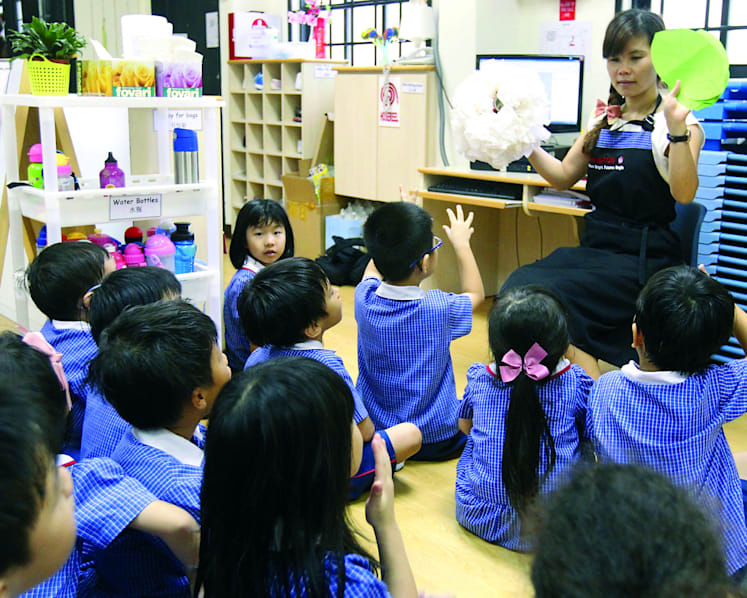 Two new career development initiatives for pre-school teachers