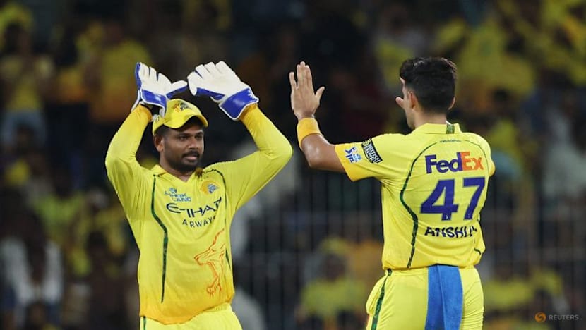 Kartik comeback brightens Chennai's youth push in IPL