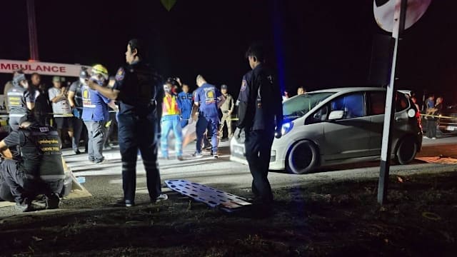 泰国女网红遭前男友当街枪杀 两岁儿子目睹全程