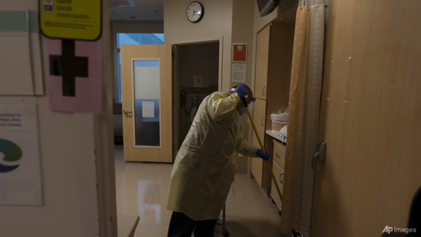 Commentary: Swabbing floors may soon be useful for tracking COVID-19 spread Commentary: Swabbing floors may soon be useful for tracking COVID-19 spread