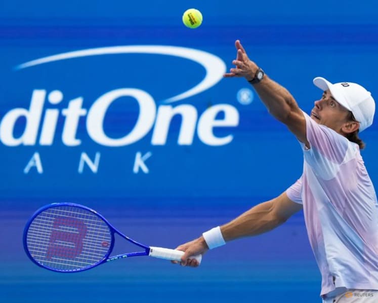 Medvedev, Pegula advance as rain disrupts US Open schedule