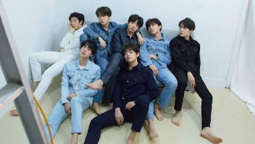 Kumpulan K-Pop BTS 'bernilai AS$3.6 bilion' setahun kepada ekonomi Korea Selatan Kumpulan K-Pop BTS 'bernilai AS$3.6 bilion' setahun kepada ekonomi Korea Selatan