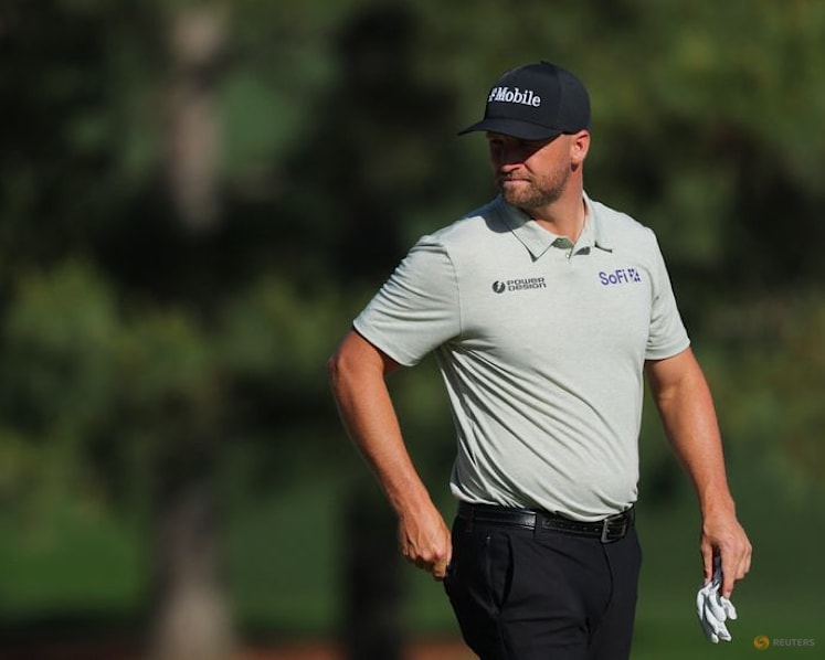 Clark uses Augusta's beauty as his secret weapon in Masters charge