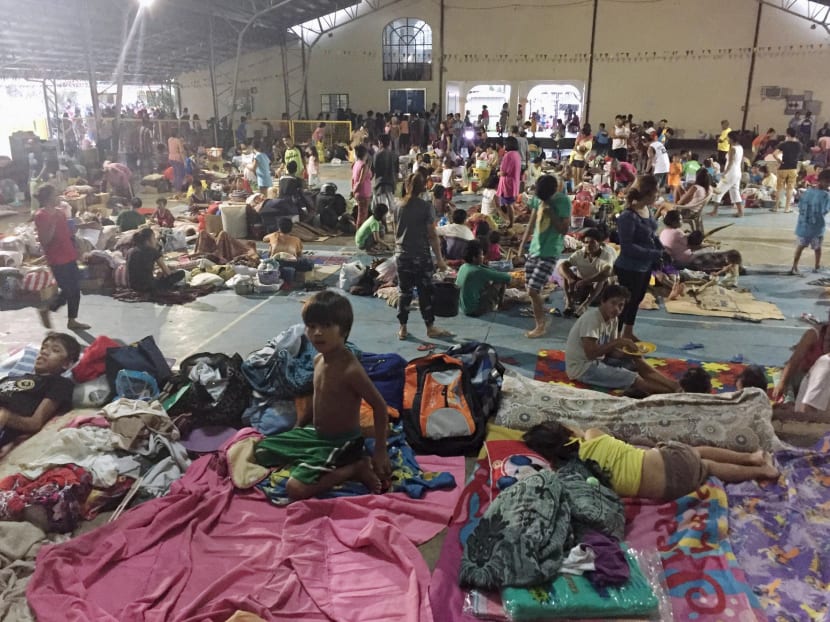 Typhoon leaves 11 dead, Filipino villagers saved from flood