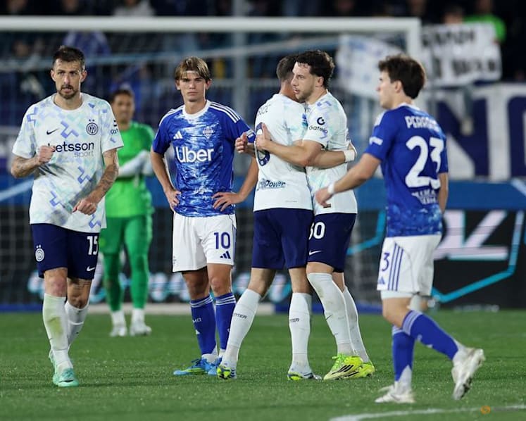 Inter extend Serie A lead after fighting back from two goals down to beat Como