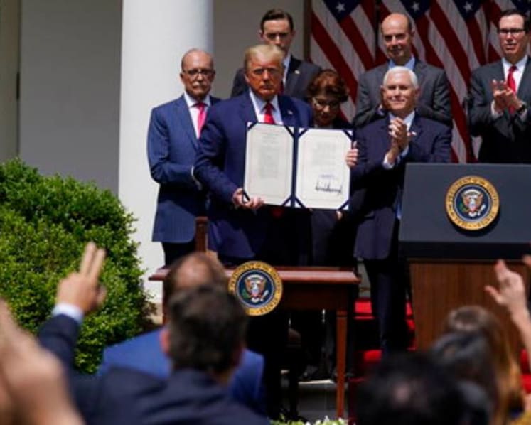 Minority-owned companies waited months for loans, data shows