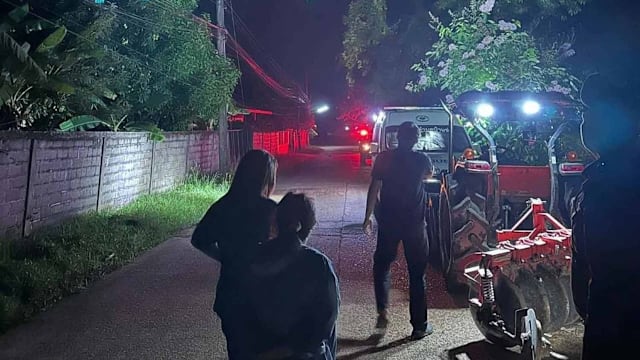泰男爬电线杆触电 全身着火断头亡