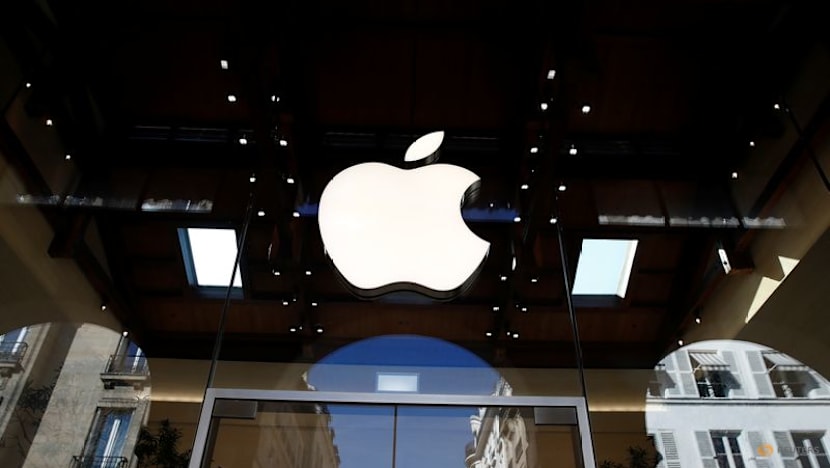 Apple readies high-end MacBook Pro with touch, hole-punch screen, Bloomberg News reports