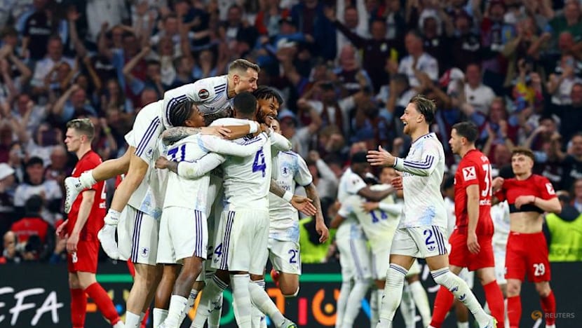 Clinical Aston Villa outclass Freiburg to win Europa League