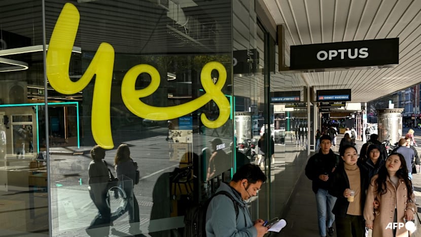 Commentary: Why is Singtel still holding on to troubled Aussie telco Optus?