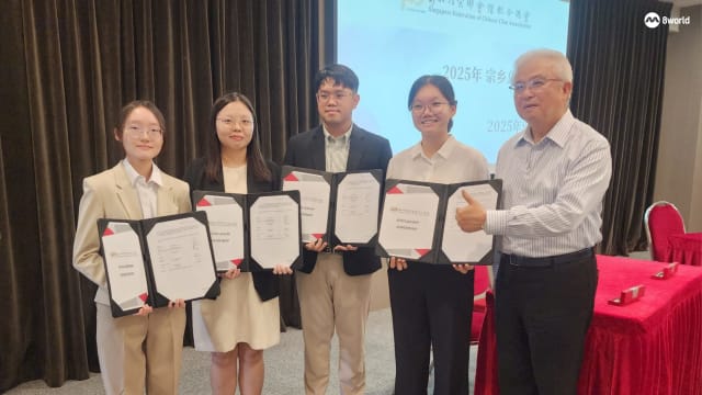 四学生获颁宗乡总会奖学金 包括首位巫华混血得主