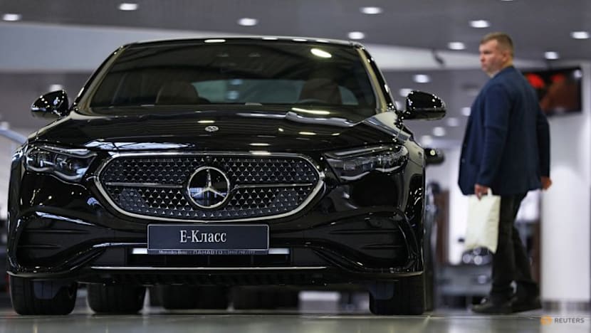 Mercedes-Benz net profit nearly halves in 2025 amid US, China woes