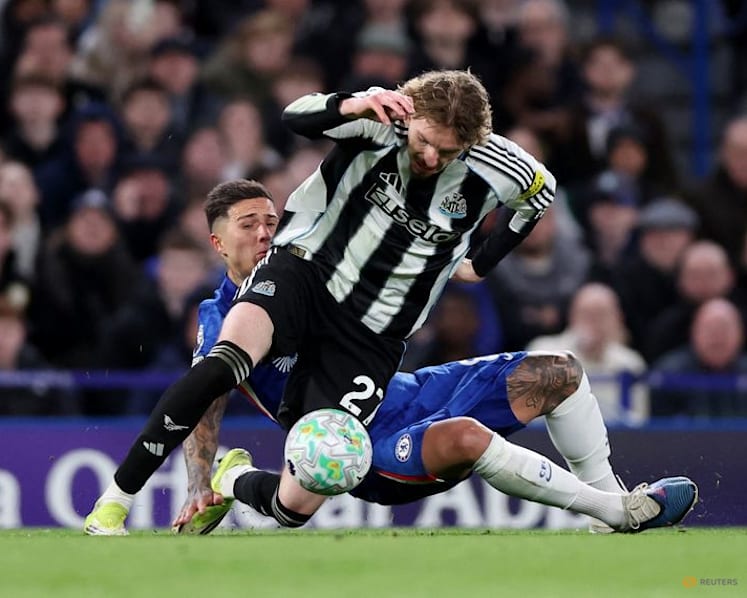 Fernandez's agent criticises Chelsea's 'unfair' ban