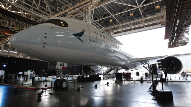 国泰航空部分A350客机引擎零部件故障 专家：飞机设计出事几率低