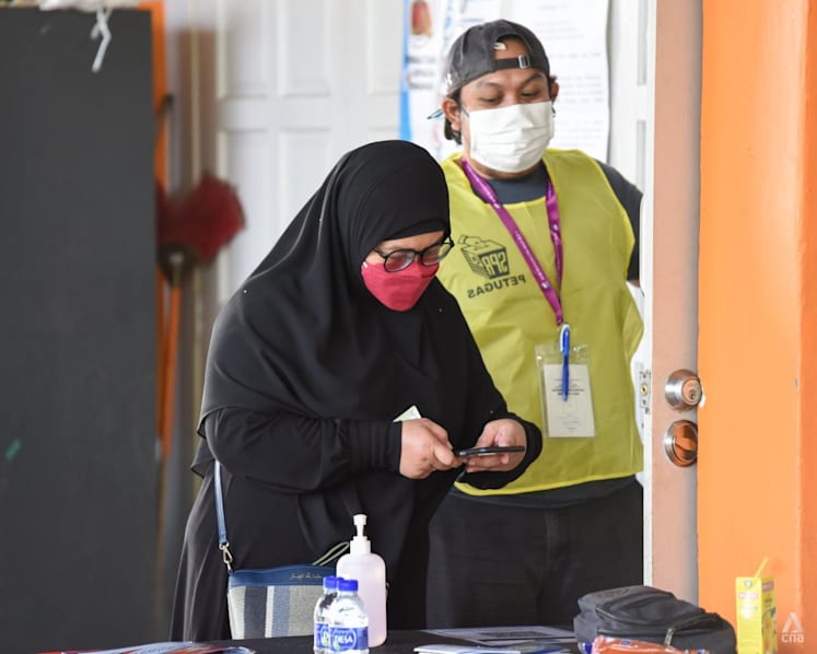 Johor state election: Voter turnout at about 50% as of 4pm