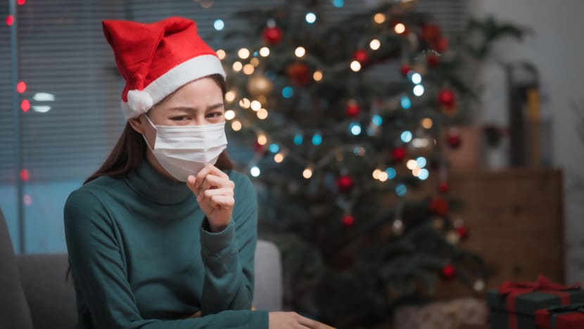 Commentary: COVID-19 or the common cold? What to do if you have symptoms this Christmas Commentary: COVID-19 or the common cold? What to do if you have symptoms this Christmas