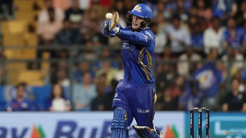 Bowler denied IPL wicket over rare no ball due to wicketkeeper's blunder