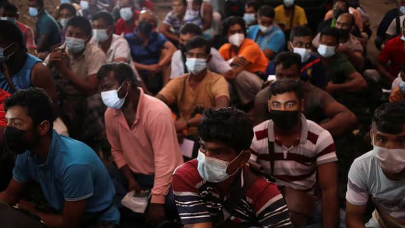 Rencana Malaysia merombak sistem rekrutmen pekerja migran yang bermasalah menuai penentangan Rencana Malaysia merombak sistem rekrutmen pekerja migran yang bermasalah menuai penentangan
