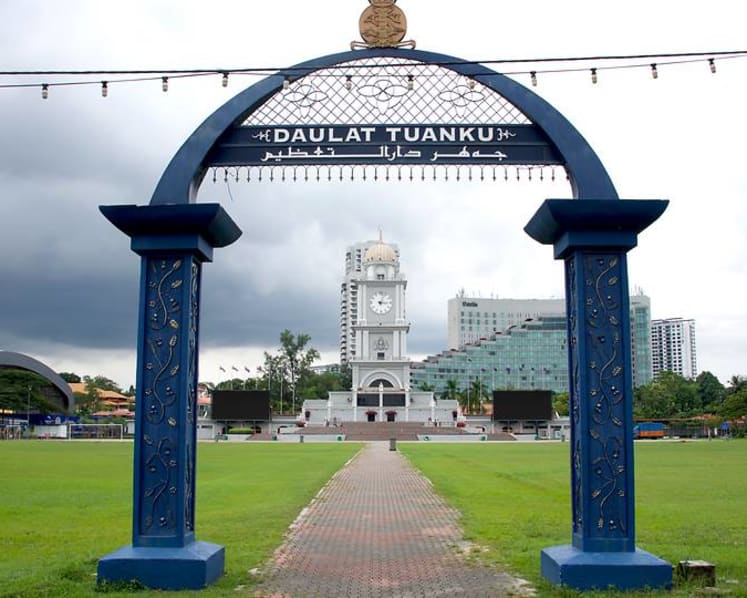 Johor’s new leaders eye strong ties with royal family 