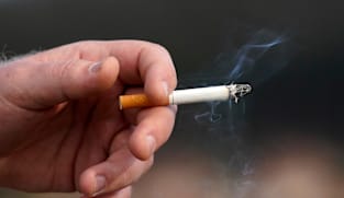 UK agrees ban on cigarette sales for people born after 2008